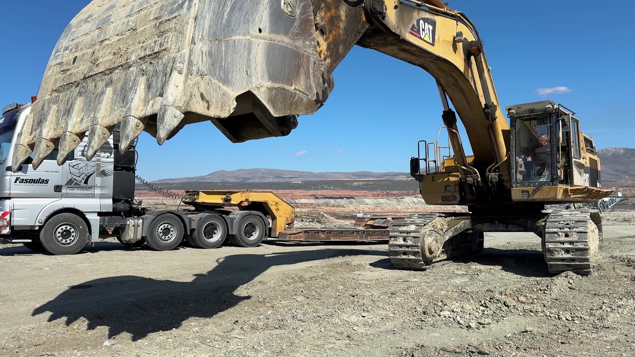 Transporting On Site: CAT 365B & 352F Excavators With MAN TGX & Lowboy Trailer - Fasoulas Transports